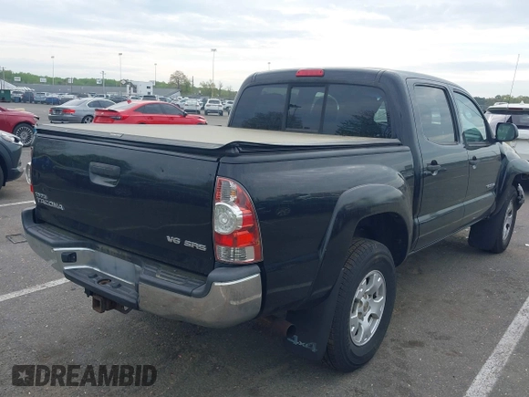 2013 Toyota Tacoma z VIN 3TMLU4EN5DM107819, wystawiony jako IAAI lot #42167593 z przebiegiem 196 714 mil mil oraz . Historia ofert i sprzedaży dostępna na DreamBid. Obrazek 4.