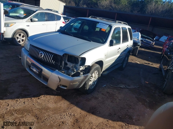2005 Mercury Mariner Luxury with VIN 4M2YU57185DJ06953, listed as a IAAI auction lot 41341876 with 232,712 mi miles. Bid and sale history available at carsss.com. Image 2.
