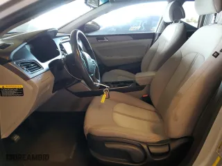 2017 Hyundai Sonata Hybrid SE with VIN KMHE24L1XHA058145, listed as a Copart auction lot 52203025 with 171,371 mi miles and Salvage Title. Bid and sale history available at carsss.com. Image 7.