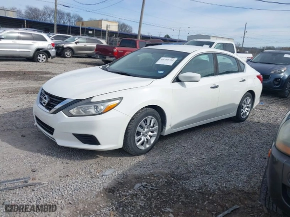 2016 Nissan Altima 2.5 SR with VIN 1N4AL3AP4GN327514, listed as a IAAI auction lot 41730732 with 70,160 mi miles. Bid and sale history available at carsss.com. Image 2.
