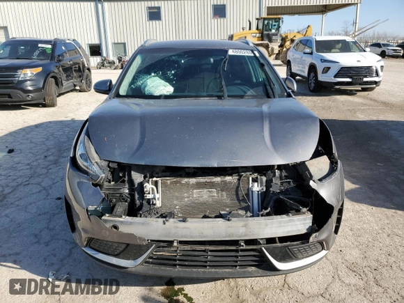 2017 Kia Niro LX with VIN KNDCB3LC8H5092455, listed as a Copart auction lot 48002805 with 107,217 mi miles and Salvage Title. Bid and sale history available at carsss.com. Image 5.