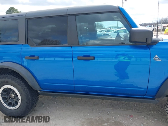 2023 Ford Bronco z VIN 1FMEE5DH6PLB09202, wystawiony jako IAAI lot #41059734 z przebiegiem 30 186 mil mil oraz . Historia ofert i sprzedaży dostępna na DreamBid. Obrazek 13.