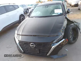 2023 Nissan Altima SV z VIN 1N4BL4DV4PN369993, wystawiony jako IAAI lot #42291109 z przebiegiem 38 500 mil mil oraz . Historia ofert i sprzedaży dostępna na DreamBid. Obrazek 13.