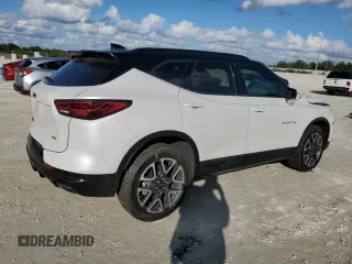 2025 Chevrolet Blazer RS z VIN 3GNKBERS9SS115056, wystawiony jako Copart lot #87266304 z przebiegiem 916 mil mil oraz Szkoda całkowita • Salvage title. Historia ofert i sprzedaży dostępna na DreamBid. Obrazek 3.