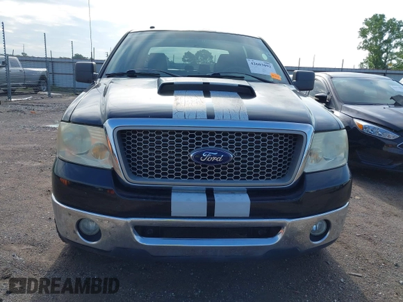 2007 Ford F-150 XLT z VIN 1FTPW12V77KA45172, wystawiony jako IAAI lot #42603092 z przebiegiem 101 887 mil mil oraz . Historia ofert i sprzedaży dostępna na DreamBid. Obrazek 12.