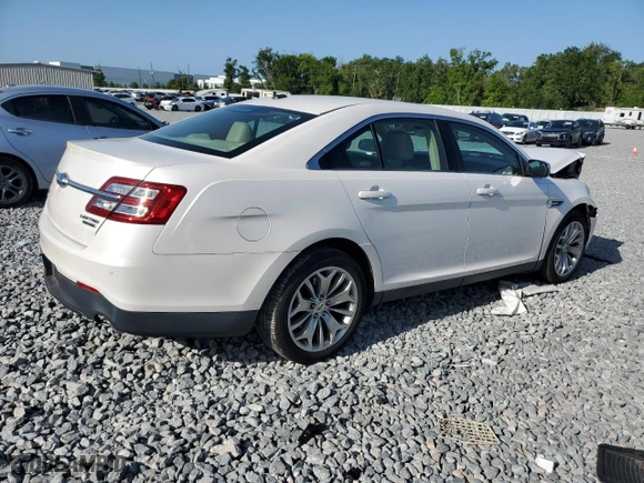 2015 Ford Taurus Limited with VIN 1FAHP2F80FG145567, listed as a Copart auction lot 52596365 with 52,644 mi miles and Non Repairable. Bid and sale history available at carsss.com. Image 3.