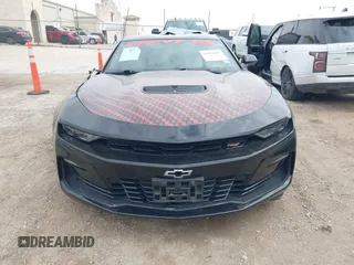 2019 Chevrolet Camaro 1SS z VIN 1G1FE1R73K0141237, wystawiony jako IAAI lot #41550025 z przebiegiem 35 477 mil mil oraz . Historia ofert i sprzedaży dostępna na DreamBid. Obrazek 12.