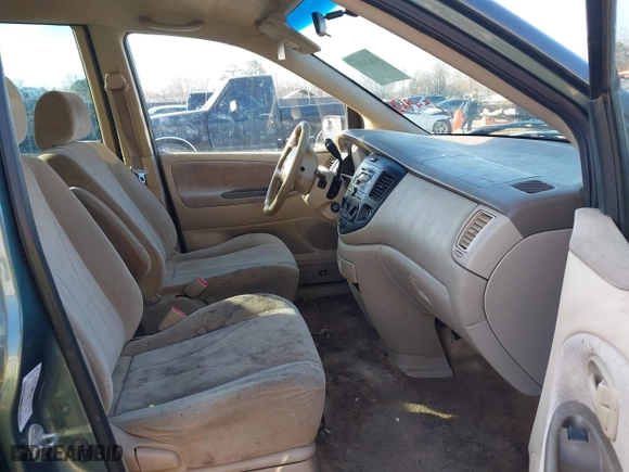 2000 Mazda MPV DX with VIN JM3LW28G0Y0154963, listed as a IAAI auction lot 41446402 with 219,262 mi miles. Bid and sale history available at carsss.com. Image 5.