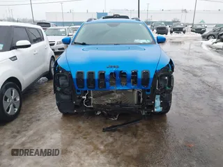 2018 Jeep Cherokee Limited with VIN 1C4PJMDB3JD570003, listed as a IAAI auction lot 41474606 with 56,433 mi miles. Bid and sale history available at carsss.com. Image 6.