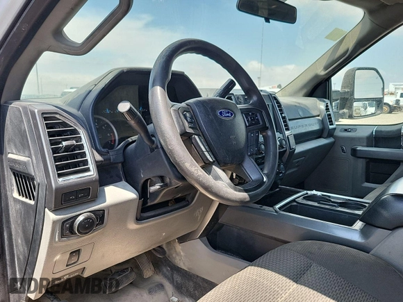 2018 Ford F-350 Platinum z VIN 1FT7W3B60JEB74719, wystawiony jako IAAI lot #42511159 z przebiegiem 121 703 mil mil oraz . Historia ofert i sprzedaży dostępna na DreamBid. Obrazek 12.