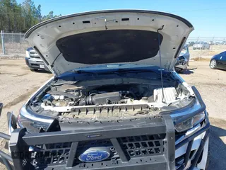 2021 Ford Explorer z VIN 1FMSK7BH7MGB22930, wystawiony jako IAAI lot #41647017 z przebiegiem 111 316 mil mil oraz . Historia ofert i sprzedaży dostępna na DreamBid. Obrazek 10.
