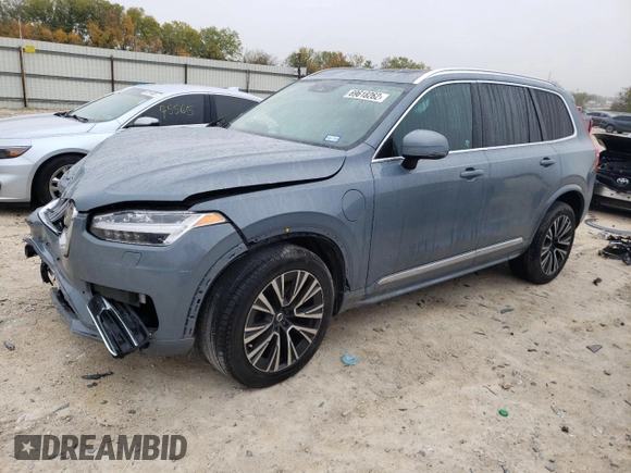 2021 Volvo XC90 Inscription Expression with VIN YV4BR00K2M1681940, listed as a Copart auction lot 69618262 with 24,063 mi miles. Bid and sale history available at carsss.com. Image 1.