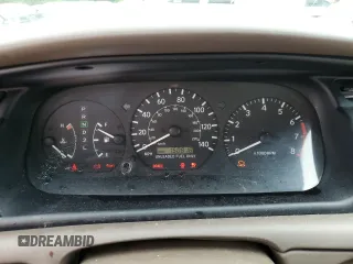 1999 Toyota Camry LE z VIN 4T1BG22K8XU522288, wystawiony jako Copart lot #56928325 z przebiegiem 150 818 mil mil oraz Szkoda całkowita • Salvage title. Historia ofert i sprzedaży dostępna na DreamBid. Obrazek 9.