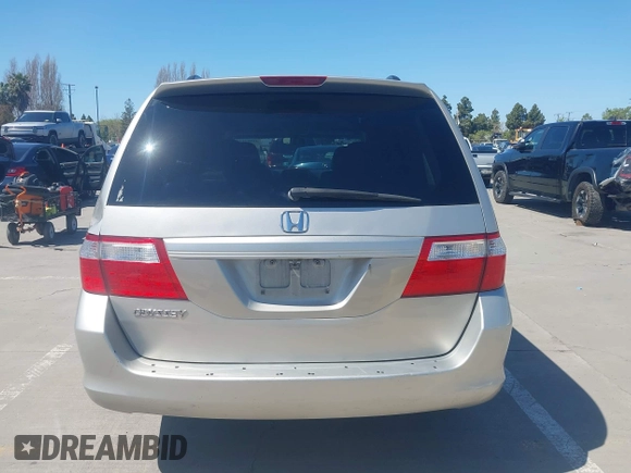 2006 Honda Odyssey EX-L with VIN 5FNRL38766B038599, listed as a IAAI auction lot 41989217 with 164,118 mi miles. Bid and sale history available at carsss.com. Image 17.