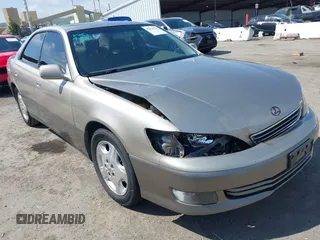 2000 Lexus ES 300 с VIN JT8BF28G7Y0263049, выставлен на аукционе IAAI как лот 42076232 с пробегом 120 805 миль миль и . История ставок и продаж доступна на DreamBid. Изображение 1.