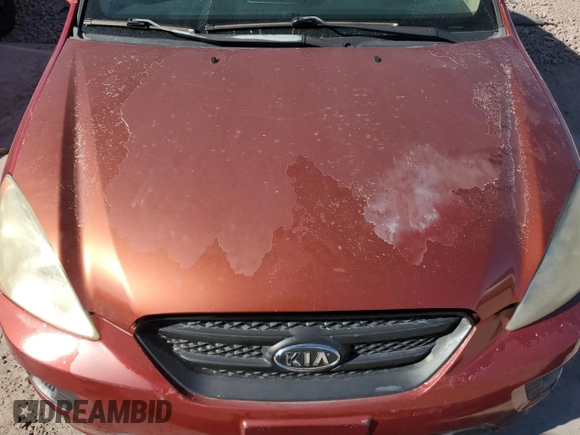 2007 Kia Rondo LX with VIN KNAFG525377063667, listed as a Copart auction lot 72430004 with 128,789 mi miles and Salvage Title. Bid and sale history available at carsss.com. Image 11.