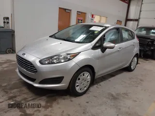 2015 Ford Fiesta S z VIN 3FADP4TJ7FM220448, wystawiony jako IAAI lot #41688114 z przebiegiem 43 779 mil mil oraz . Historia ofert i sprzedaży dostępna na DreamBid. Obrazek 2.