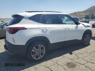 2023 Kia Seltos S with VIN KNDEU2AA9P7432889, listed as a Copart auction lot 56250285 with 25,074 mi miles and Salvage title. Bid and sale history available at DreamBid. Image 3.