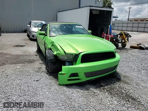 2013 Ford Mustang V6 с VIN 1ZVBP8EM3D5228384, выставлен на аукционе Copart как лот 60440115 с пробегом 142 124 миль миль и Списание • Salvage title. История ставок и продаж доступна на DreamBid. Изображение 14.