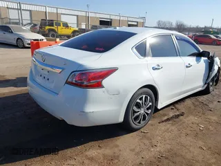 2015 Nissan Altima SL with VIN 1N4AL3AP1FN896450, listed as a IAAI auction lot 41625031 with 154,322 mi miles and . Bid and sale history available at DreamBid. Image 4.