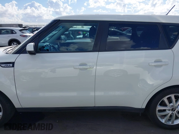 2018 Kia Soul + with VIN KNDJP3A56J7536309, listed as a IAAI auction lot 42009706 with 104,109 mi miles. Bid and sale history available at carsss.com. Image 14.