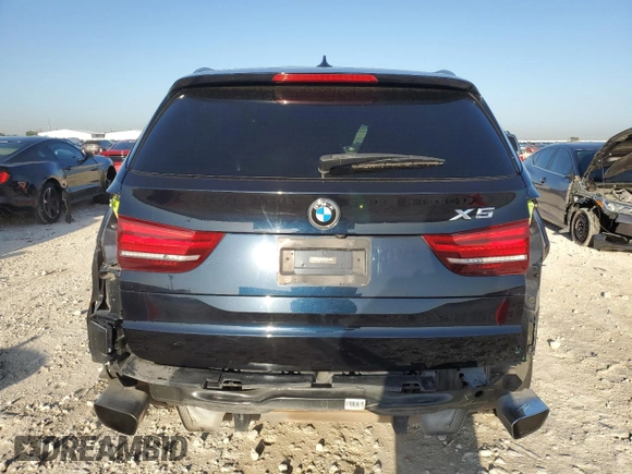 2017 BMW X5 xDrive35i z VIN 5UXKR0C55H0U51974, wystawiony jako Copart lot #52109755 z przebiegiem 128 540 mil mil oraz Szkoda całkowita • Salvage title. Historia ofert i sprzedaży dostępna na DreamBid. Obrazek 6.