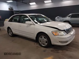 2003 Toyota Avalon XL with VIN 4T1BF28B53U332565, listed as a IAAI auction lot 42141880 with 125,039 mi miles and . Bid and sale history available at carsss.com. Image 1.