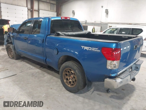 2008 Toyota Tundra 4WD Truck with VIN 5TBBV54198S521620, listed as a IAAI auction lot 41872448 with 250,904 mi miles. Bid and sale history available at carsss.com. Image 3.
