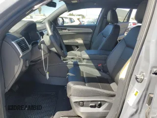 2023 Volkswagen Atlas SE with VIN 1V2WC2CA3PC226946, listed as a Copart auction lot 70226934 with 11,529 mi miles and Salvage title. Bid and sale history available at DreamBid. Image 7.