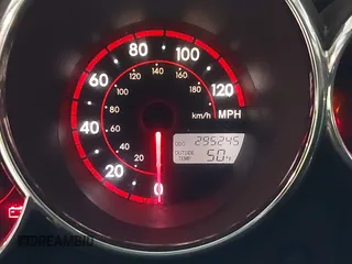 2007 Toyota Matrix STD z VIN 2T1KR32E37C625775, wystawiony jako IAAI lot #41482163 z przebiegiem 295 245 mil mil oraz . Historia ofert i sprzedaży dostępna na DreamBid. Obrazek 16.