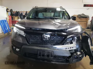 2021 Honda Passport Touring with VIN 5FNYF8H98MB012326, listed as a Copart auction lot 52165835 with 21,679 mi miles and Salvage Title. Bid and sale history available at carsss.com. Image 5.