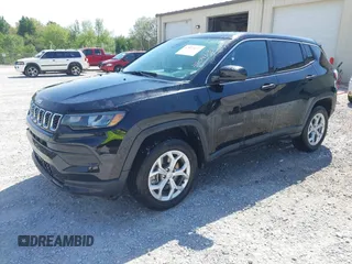 2024 Jeep Compass Sport with VIN 3C4NJDAN5RT146771, listed as a IAAI auction lot 42043137 with 15,640 mi miles. Bid and sale history available at carsss.com. Image 17.