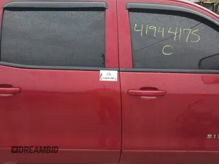 2018 Chevrolet Silverado 1500 LT with VIN 3GCUKREC2JG201754, listed as a IAAI auction lot 41944175 with 112,305 mi miles. Bid and sale history available at carsss.com. Image 6.