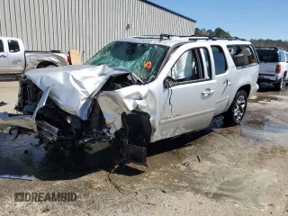 2010 GMC Yukon XL z VIN 1GKUKKE32AR290138, wystawiony jako Copart lot #48740515 z przebiegiem Nie podano mil oraz Nie do naprawy • Non repairable. Historia ofert i sprzedaży dostępna na DreamBid. Obrazek 1.