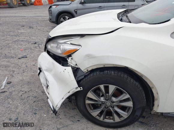 2017 Nissan Murano SV with VIN 5N1AZ2MG8HN119003, listed as a IAAI auction lot 41914020 with 119,931 mi miles. Bid and sale history available at carsss.com. Image 6.