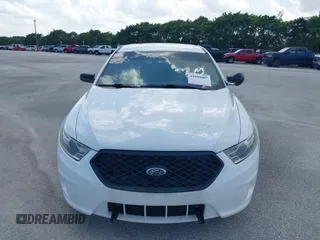 2017 Ford Police Interceptor Sedan with VIN 1FAHP2L87HG133682, listed as a IAAI auction lot 41898807 with 64,078 mi miles. Bid and sale history available at carsss.com. Image 12.