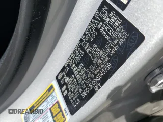 2017 Kia Niro EX with VIN KNDCC3LC6H5045759, listed as a Copart auction lot 51387955 with 70,532 mi miles and Salvage Title. Bid and sale history available at DreamBid. Image 15.