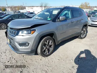 2018 Jeep Compass Limited with VIN 3C4NJDCB8JT246385, listed as a IAAI auction lot 40858204 with Not provided miles and . Bid and sale history available at DreamBid. Image 16.