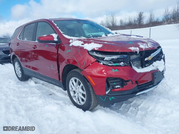 2022 Chevrolet Equinox LT with VIN 3GNAXUEV2NL180174, listed as a IAAI auction lot 41677620 with 32,086 mi miles. Bid and sale history available at carsss.com. Image 1.