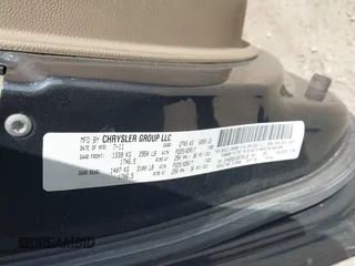2011 Chrysler Town & Country Touring-L with VIN 2A4RR8DG4BR784138, listed as a IAAI auction lot 42124052 with 105,645 mi miles. Bid and sale history available at carsss.com. Image 9.