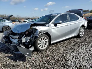 2024 Toyota Camry LE with VIN 4T1C11AK6RU881496, listed as a Copart auction lot 49161605 with 17,716 mi miles and Salvage Title. Bid and sale history available at carsss.com. Image 1.