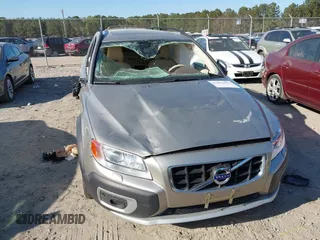 2013 Volvo XC70 3.2L with VIN YV4952BL7D1161583, listed as a IAAI auction lot 41893891 with 52,714 mi miles and . Bid and sale history available at DreamBid. Image 6.