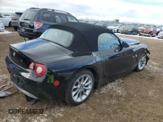 2005 BMW Z4 2.5i with VIN 4USBT335X5LR71029, listed as a Copart auction lot 42146655 with 80,813 mi miles and Salvage Title. Bid and sale history available at carsss.com. Image 3.