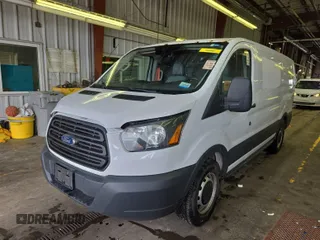 2016 Ford Transit Cargo z VIN 1FTYE1YM9GKB19505, wystawiony jako IAAI lot #42774251 z przebiegiem 252 184 mil mil oraz . Historia ofert i sprzedaży dostępna na DreamBid. Obrazek 18.