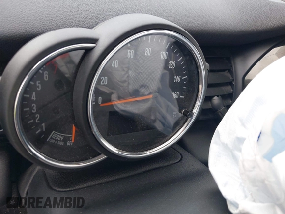 2019 MINI Hardtop Cooper with VIN WMWXP5C58K2H29952, listed as a IAAI auction lot 42745899 with Not provided miles and . Bid and sale history available at DreamBid. Image 14.
