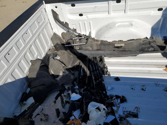 2018 Chevrolet Colorado 2WD LT with VIN 1GCHSCEN6J1307056, listed as a Copart auction lot 77264584 with 101,892 mi miles and Salvage Title. Bid and sale history available at carsss.com. Image 12.