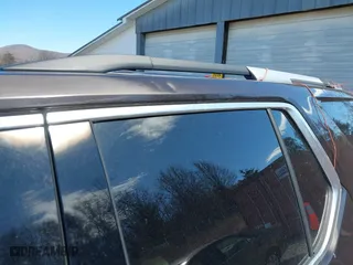 2018 Chevrolet Traverse LT Cloth with VIN 1GNERGKW2JJ263972, listed as a IAAI auction lot 41774086 with 112,296 mi miles. Bid and sale history available at carsss.com. Image 12.
