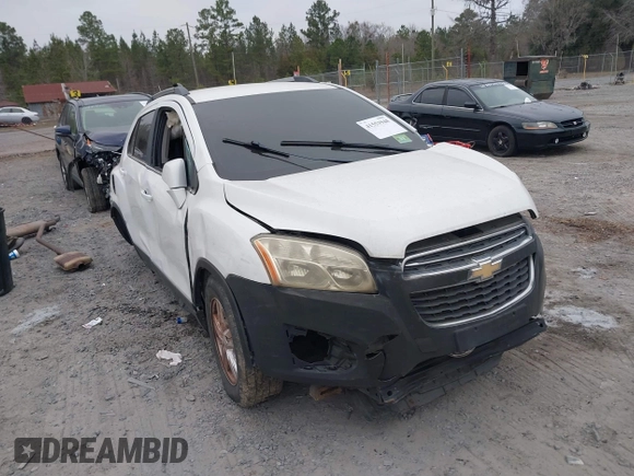 2015 Chevrolet Trax LT with VIN 3GNCJLSB4FL184372, listed as a IAAI auction lot 41553948 with 125,688 mi miles. Bid and sale history available at carsss.com. Image 1.