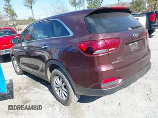 2020 Kia Sorento LX with VIN 5XYPG4A36LG641971, listed as a IAAI auction lot 41628259 with 108,717 mi miles. Bid and sale history available at carsss.com. Image 3.