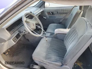 1989 Oldsmobile Cutlass z VIN 1G3WH14W1KD301718, wystawiony jako Copart lot #71632384 z przebiegiem Nie podano mil oraz Szkody całkowita. Historia ofert i sprzedaży dostępna na DreamBid. Obrazek 7.